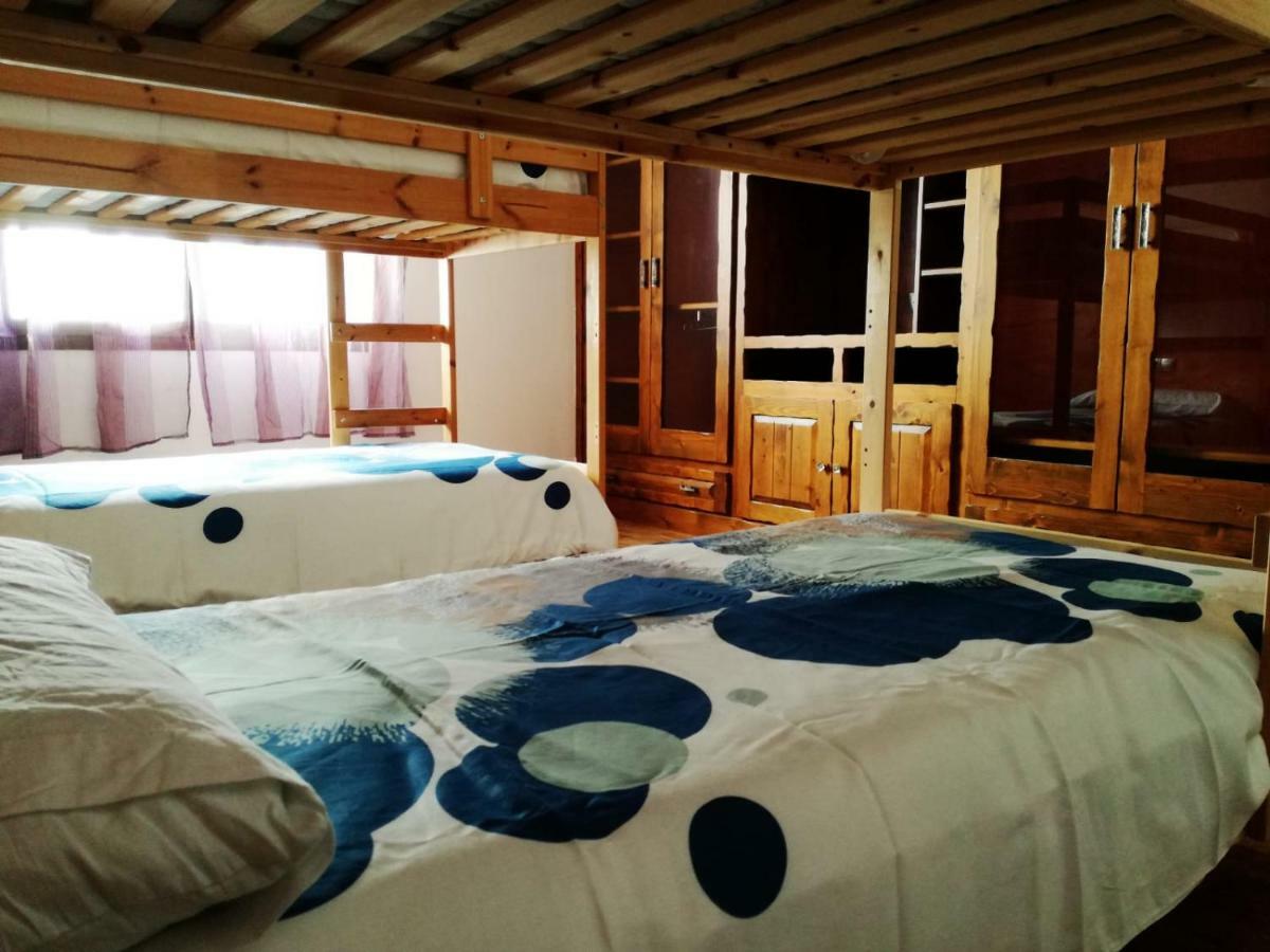 Surfhouse Hostel Famara Caleta De Famara ภายนอก รูปภาพ